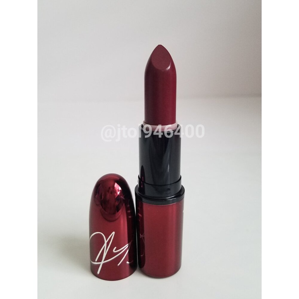 Mac More Than A Woman Lipstick